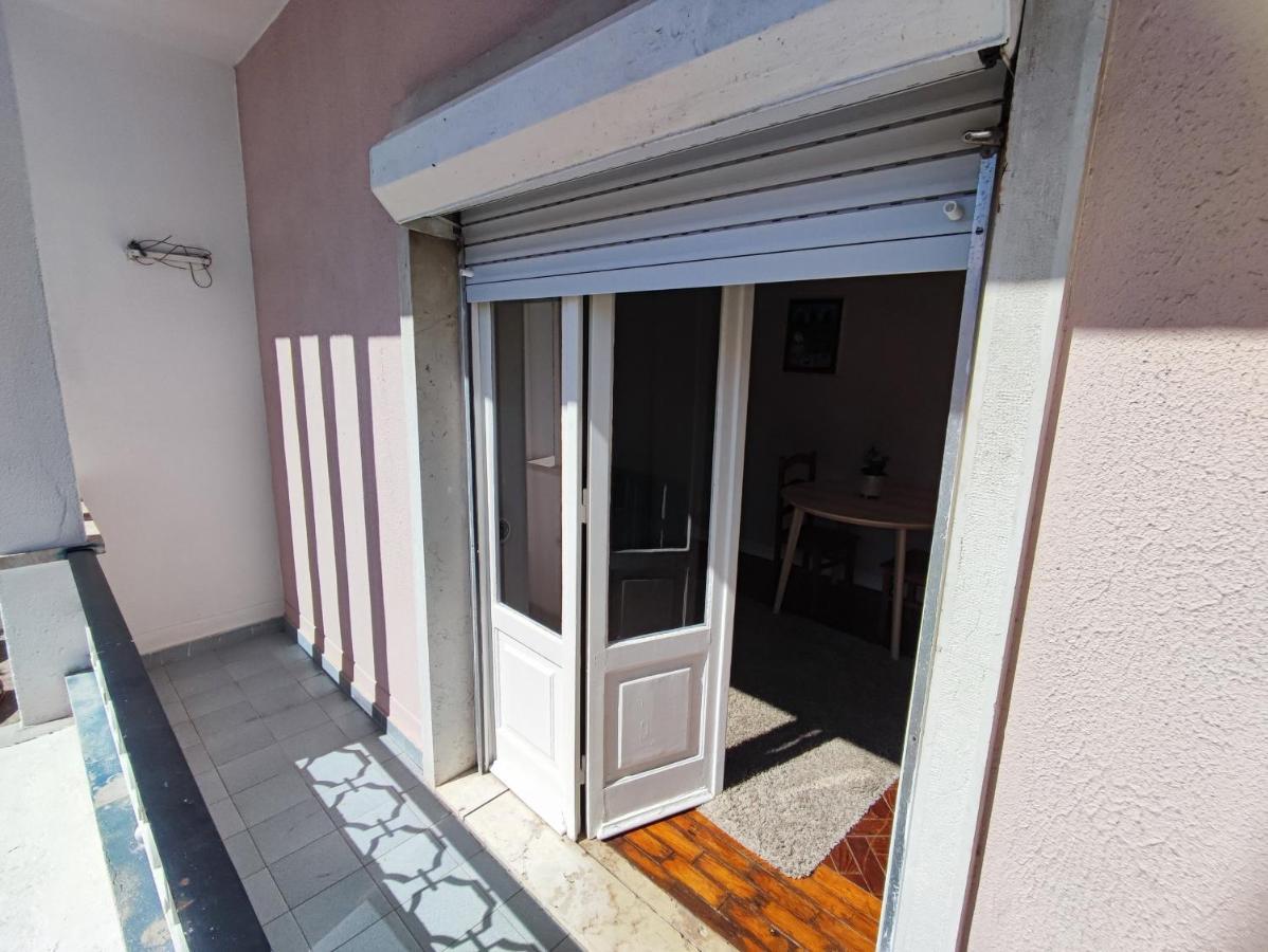 Lisbon Traditional T2 With Balcony In Damaia, Lisbon Amadora Eksteriør bilde